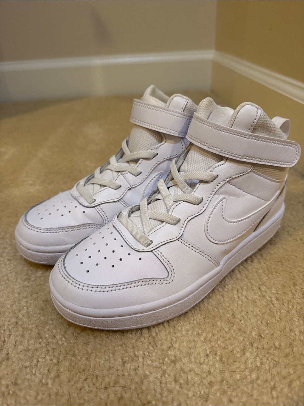 Nike Kids White High-Top Sneakers with Hook-and-Loop Strap